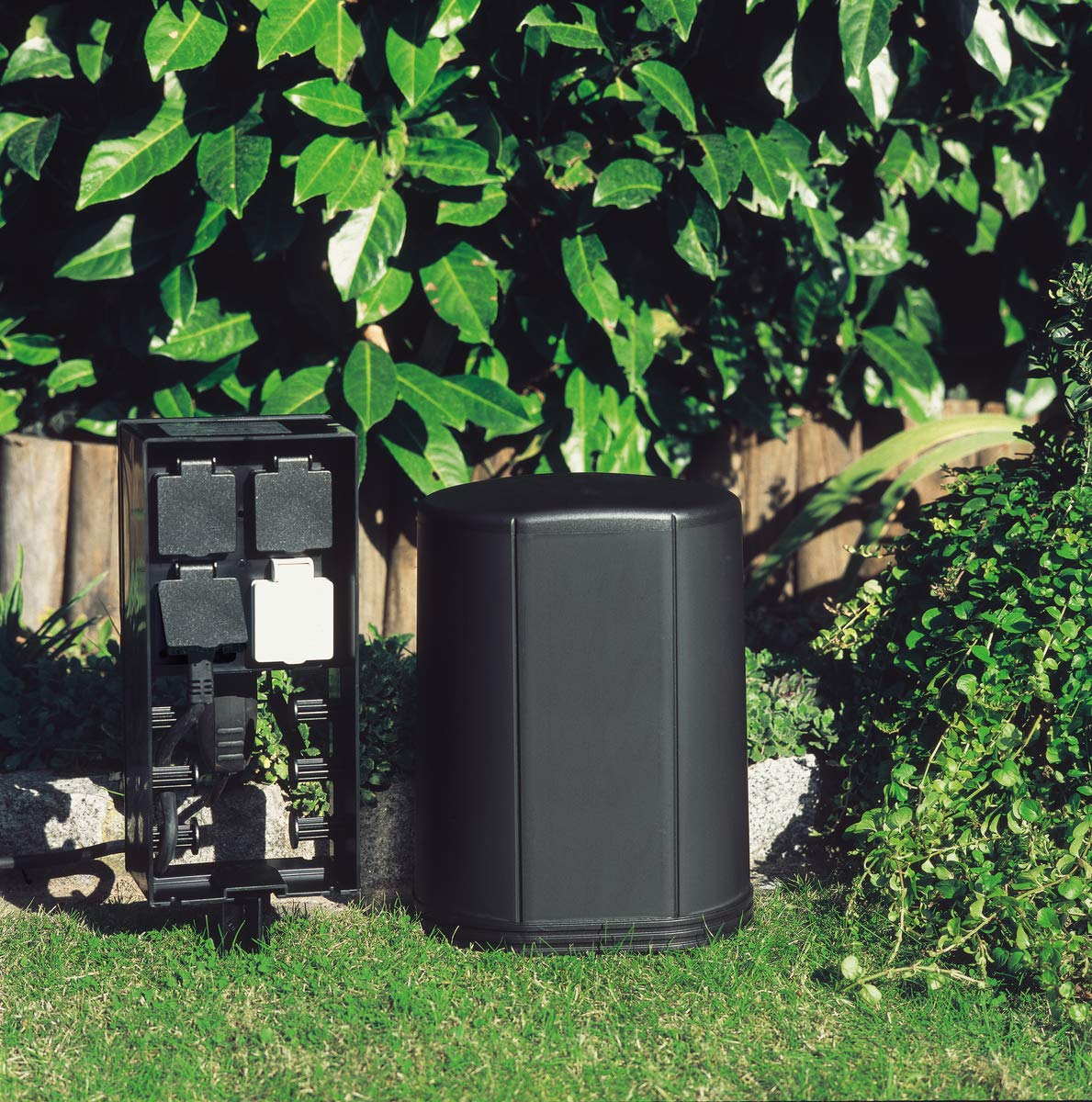 oase-36310-inscenio-fm-master-2-centralina-elettrica-da-giardino-nera image 4