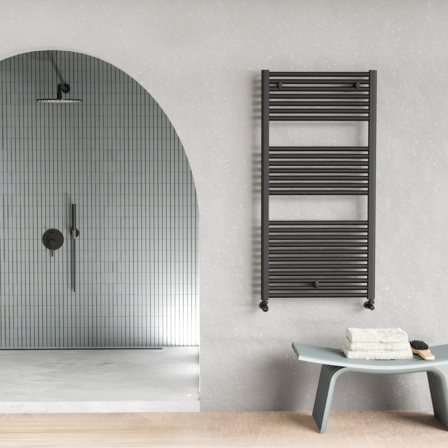 cordivari-lisa-25-black-scaldasalviette-nero image 1